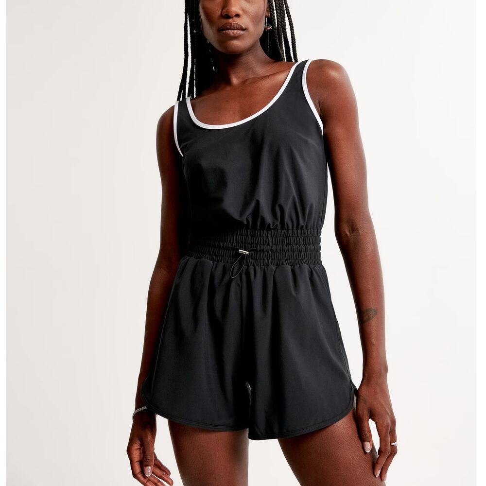Abercrombie Traveler Athletic Romper Size Small Petite Black Tennis Pickleball